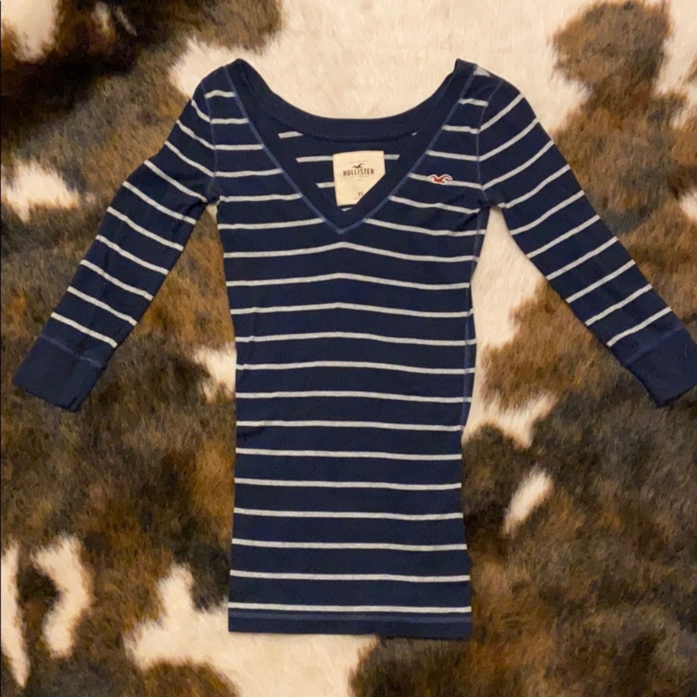 🔴 Hollister 3/4 length sleeve striped shirt